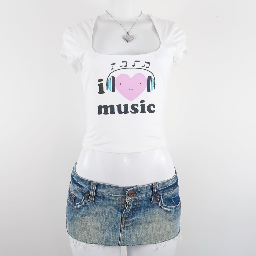 Y2K White I β₯ Music Baby Tee